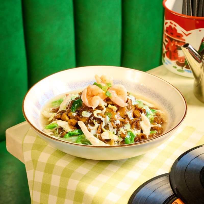 Legendary Hong Kong-style fried rice noodle